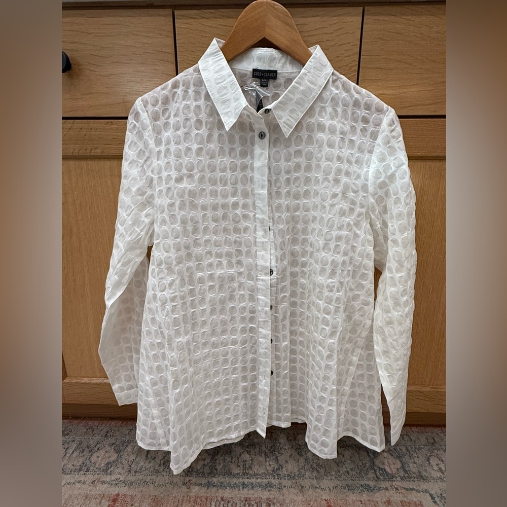 Coco + Carmen White Textured Blouse Size S/M